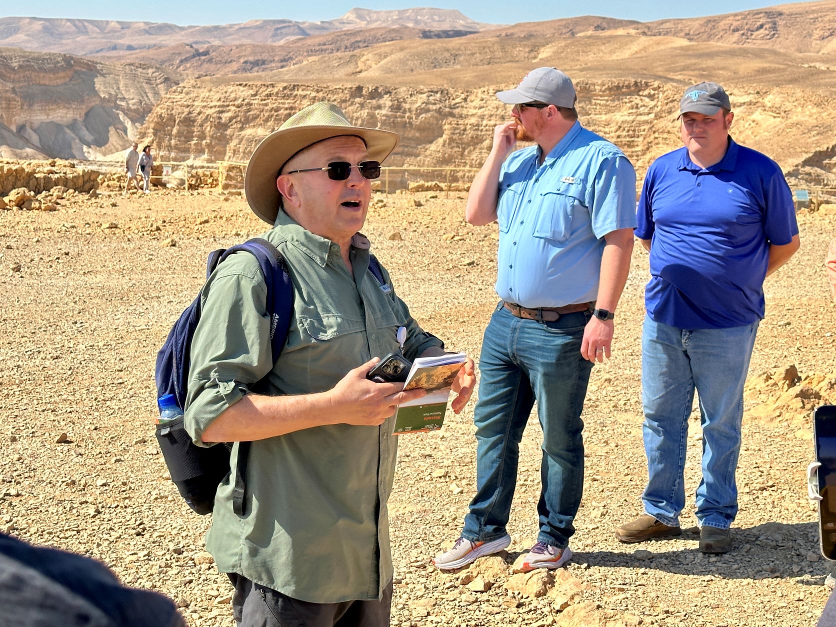  Israeli Tour Guide Mark Kedem Talks About The Cultural Aspects of What Class XX of OALP is Experiencing 