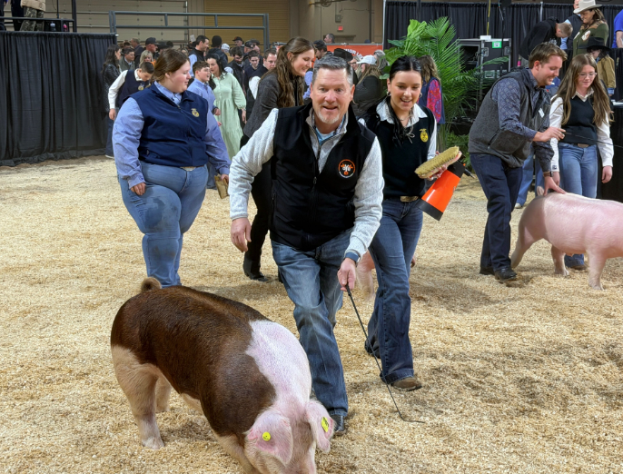 OKlahoma State Senator Chuck Hall at Oklahoma Youth Expo